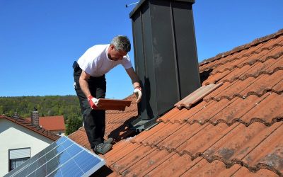 „Sie sind sicher, dass bei Ihnen da oben alles in Ordnung ist?“ Jetzt DachCheck vereinbaren