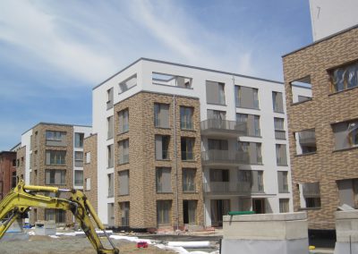 Bedachung von Neubauten in einem Leipziger Kasernenkomplex